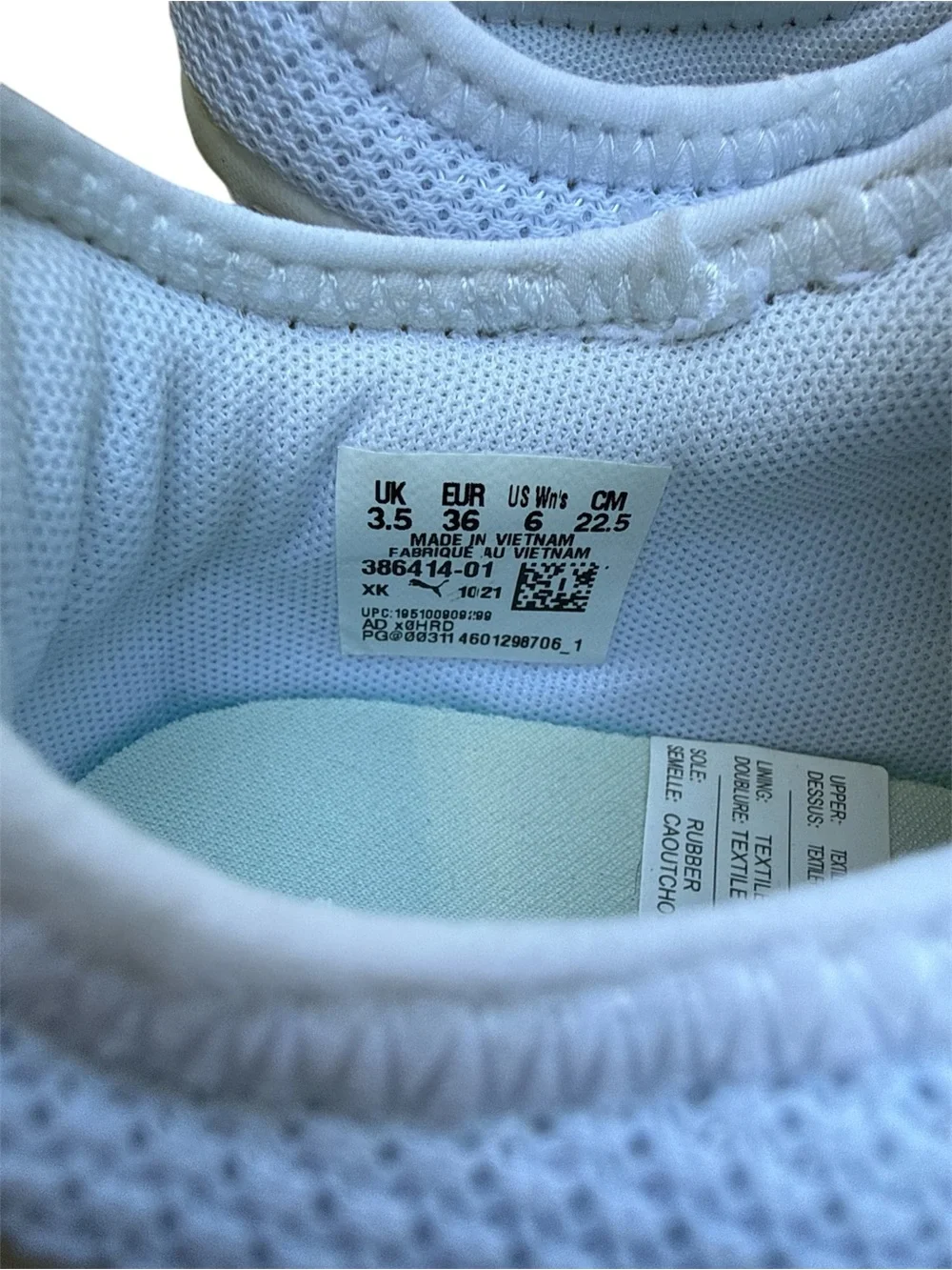 PUMA Women’s Size 6 White Athletic Sneakers Rainbow Sole Running Shoes